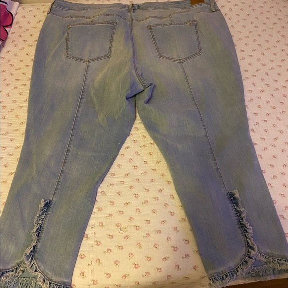 Crown & Ivy ruffle detail jeans - Picture 6 of 10